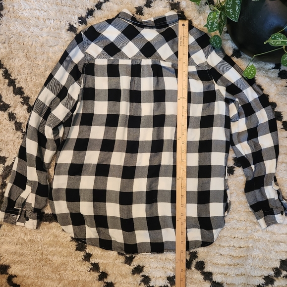 Universal thread button down - Picture 3 of 5